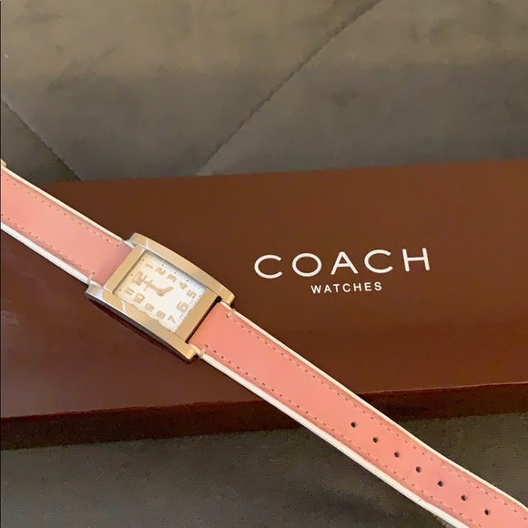 Light Pink Coach Watch - Picture 1 of 4